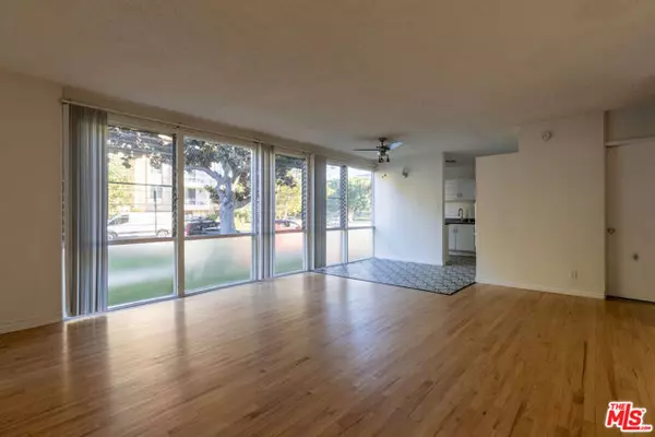 11133 Rose Avenue #3, Los Angeles, CA 90034
