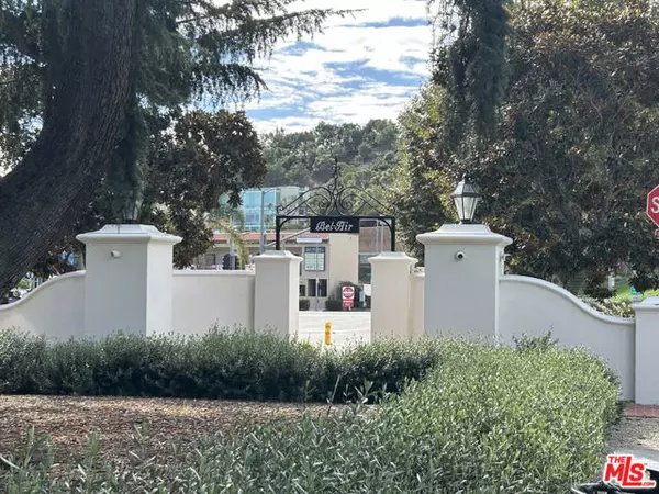 Los Angeles, CA 90049,833 Moraga Drive #6