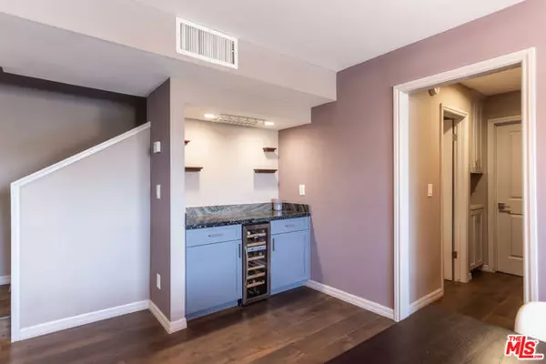 Sherman Oaks, CA 91403,15161 Magnolia Boulevard #F