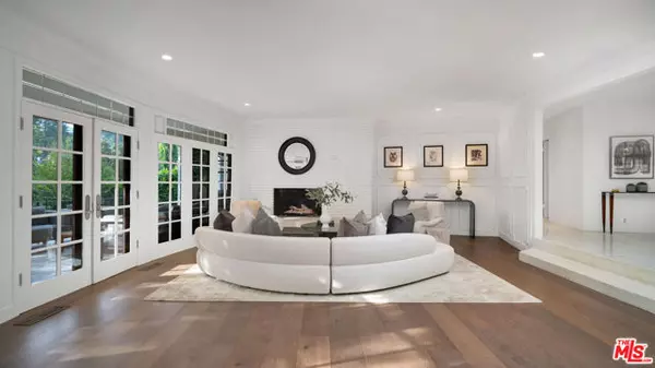 Beverly Hills, CA 90210,1163 Angelo Drive