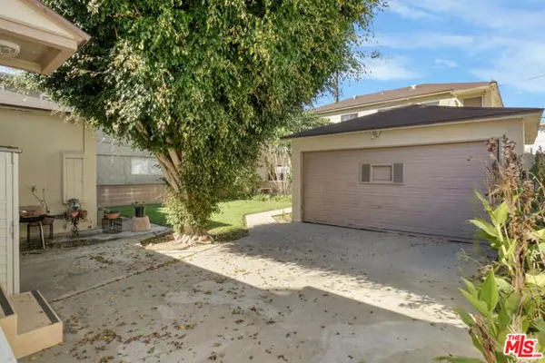 Los Angeles, CA 90066,12609 Mitchell Avenue