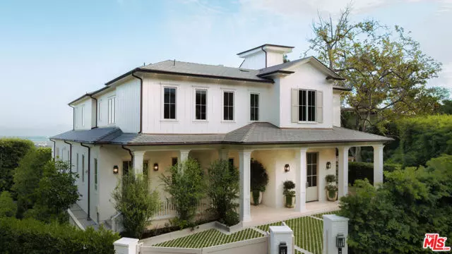 1682 San Onofre Drive, Pacific Palisades (los Angeles), CA 90272