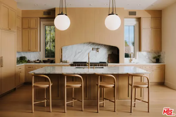 Pacific Palisades (los Angeles), CA 90272,1682 San Onofre Drive