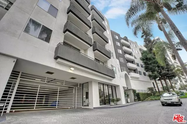 Los Angeles, CA 90024,10600 Wilshire Boulevard #519