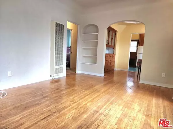 West Hollywood, CA 90046,1163 N Genesee Avenue #1163 1/2