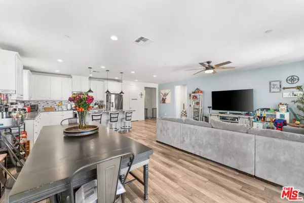 Lancaster, CA 93536,5101 W Avenue J5