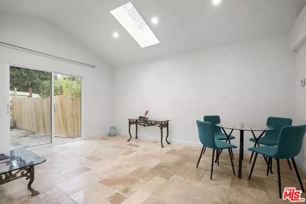 Calabasas, CA 91302,4112 Old Topanga Canyon Road #UNIT B