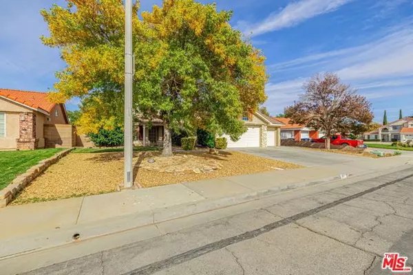 Lancaster, CA 93536,5811 Corinthian Place