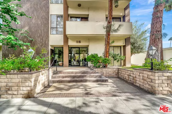 Beverly Hills, CA 90211,116 N Swall Drive #501