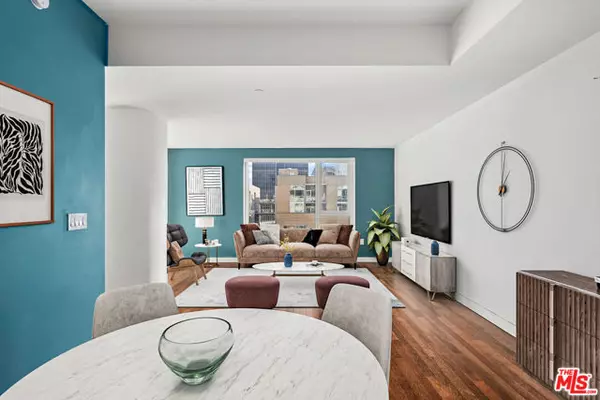 Los Angeles, CA 90028,6250 Hollywood Boulevard #11H