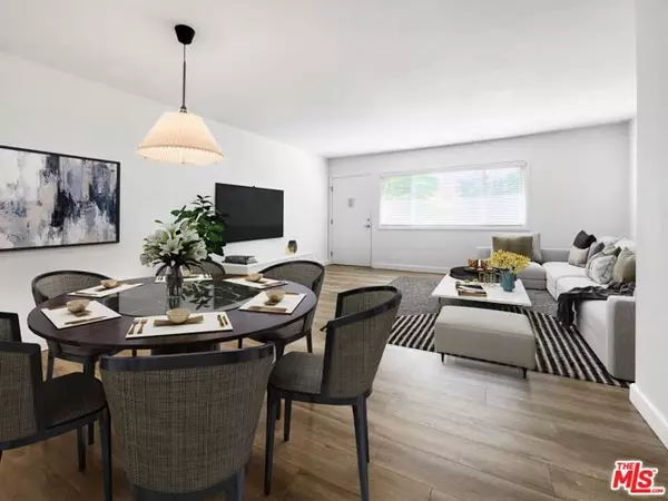 Los Angeles, CA 90019,1446 S COCHRAN Avenue #3