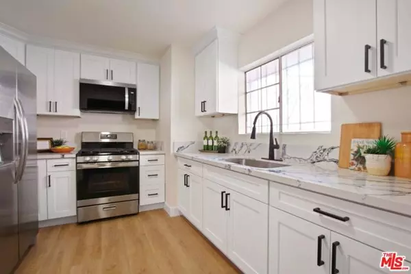 Los Angeles, CA 90043,6339 10th Avenue