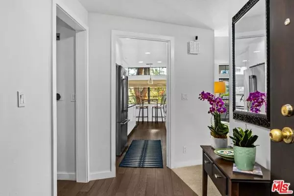 Beverly Hills, CA 90211,200 N Swall Drive #551