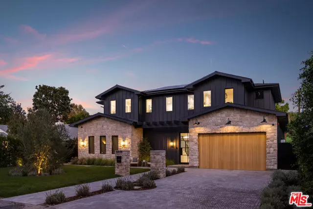 Valley Village, CA 91607,4828 Radford Avenue