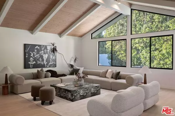 Sherman Oaks, CA 91423,14011 Magnolia Boulevard