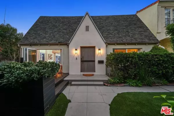 Los Angeles, CA 90019,1155 S Rimpau Boulevard