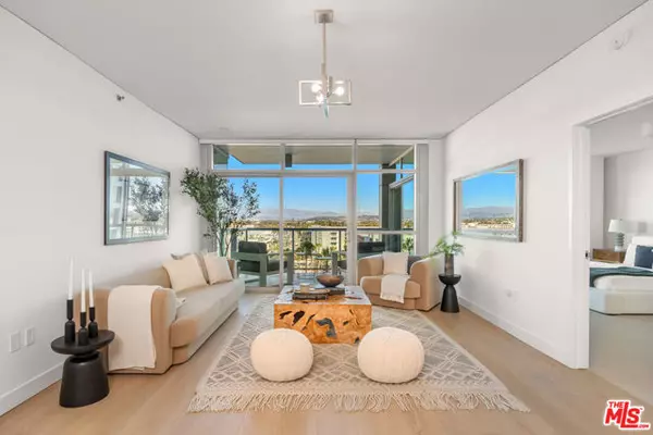 Marina Del Rey, CA 90292,13650 Marina Pointe Drive #908