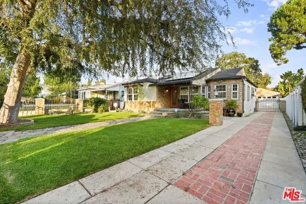 Valley Village, CA 91601,5324 Irvine Avenue
