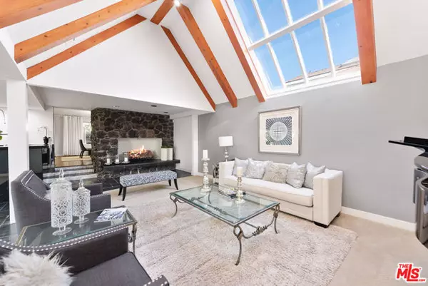 Los Angeles, CA 90034,3245 Provon Lane