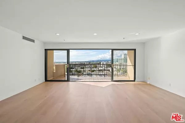 Los Angeles, CA 90005,727 S Ardmore Avenue #1002