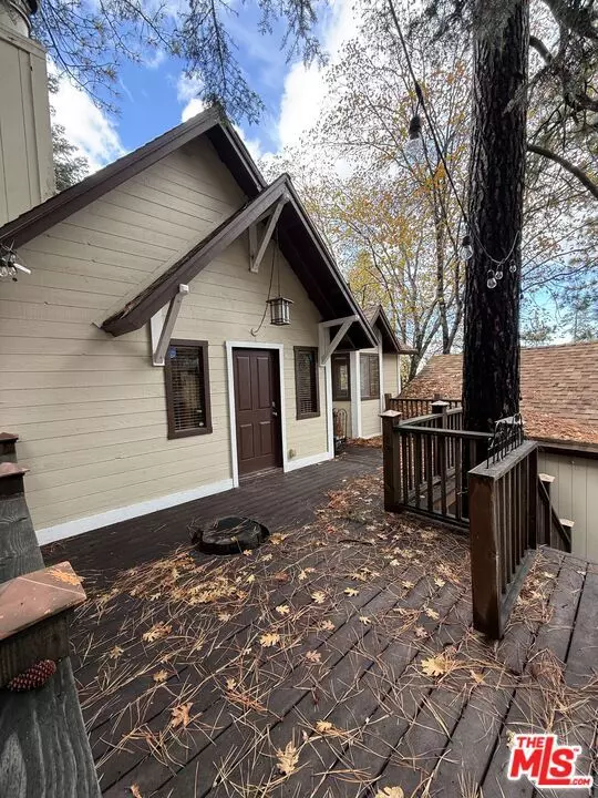 Lake Arrowhead, CA 92352,886 Sandalwood Drive