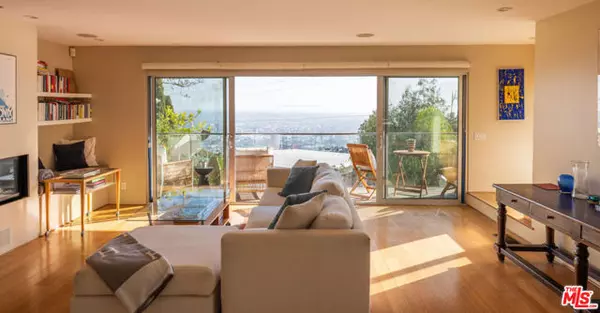 Los Angeles, CA 90069,2158 Sunset Plaza Drive