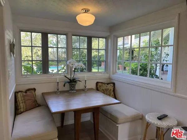 Los Angeles, CA 90046,8050 Mulholland Drive