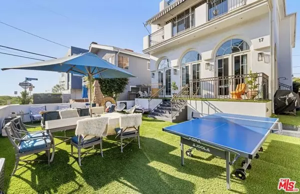 Marina Del Rey, CA 90292,17 Privateer Street