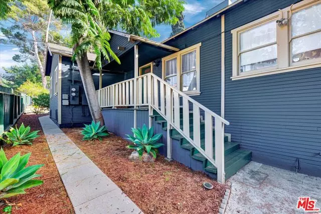 Los Angeles, CA 90039,2100 Whitmore Avenue