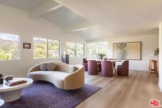 5661 Spreading Oak Drive, Los Angeles, CA 90068