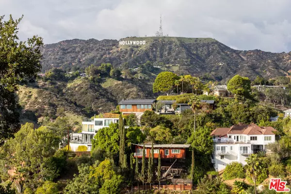 Los Angeles, CA 90068,5661 Spreading Oak Drive