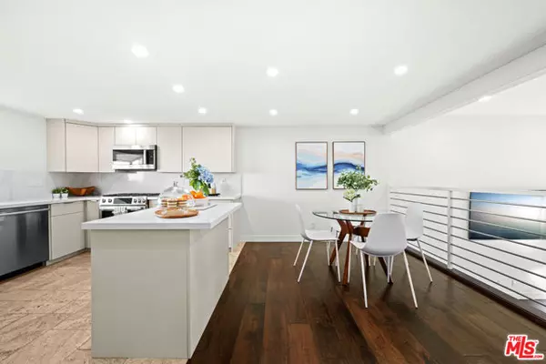 Marina Del Rey, CA 90292,4800 La Villa Marina #F