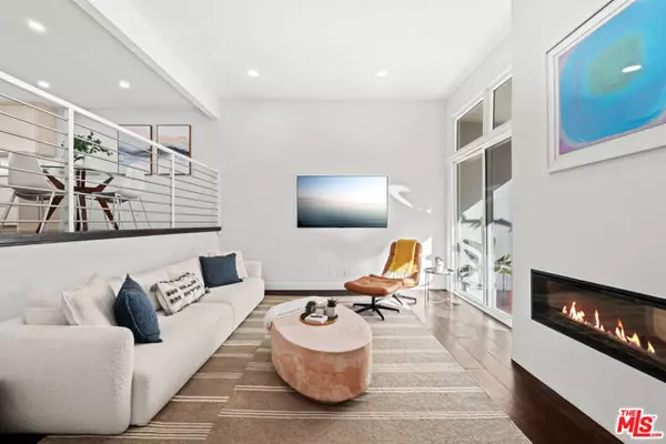 Marina Del Rey, CA 90292,4800 La Villa Marina #Unit F