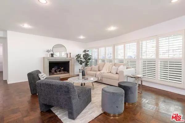 Beverly Hills, CA 90210,2559 HUTTON Drive