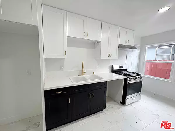 Venice (los Angeles), CA 90291,2416 Boone Avenue