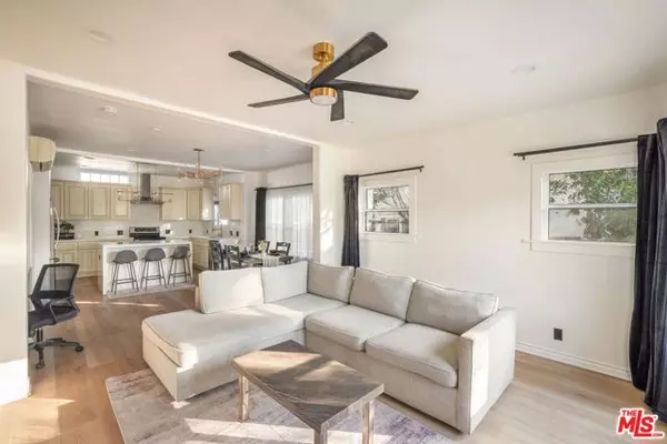 West Hollywood, CA 90046,1142 Poinsettia Drive