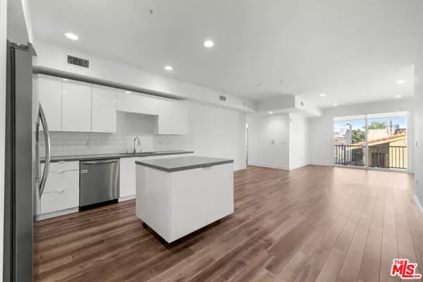 1215 S Bedford Avenue #105, Los Angeles, CA 90035