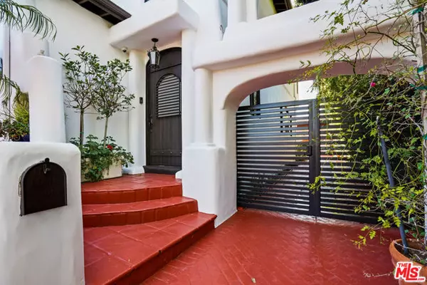 Beverly Hills, CA 90211,309 N Doheny Drive