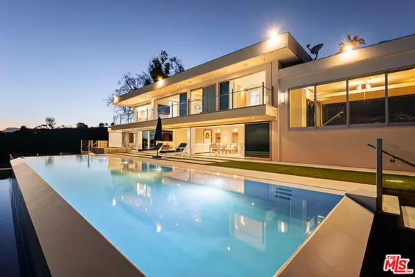 Pacific Palisades (los Angeles), CA 90272,467 Paseo Miramar