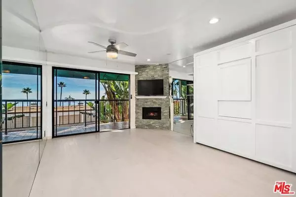 Malibu, CA 90265,26664 Seagull Way #A125