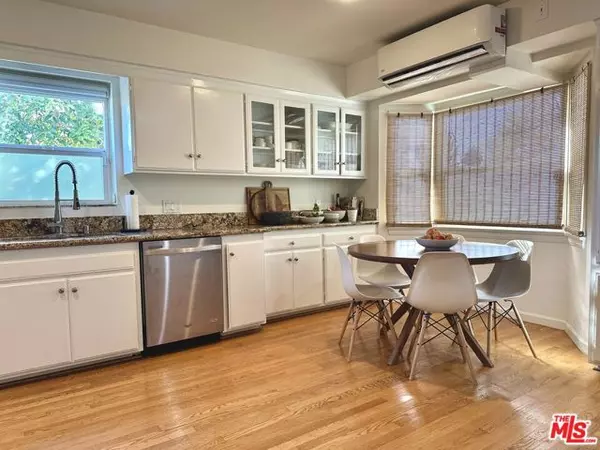 Los Angeles, CA 90049,1107 S Bundy Drive