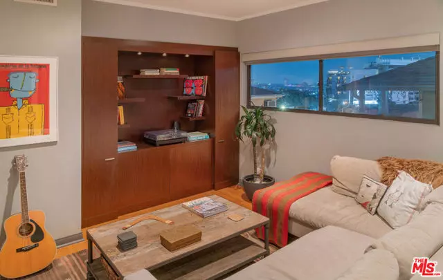 West Hollywood, CA 90069,1133 N Clark Street #103