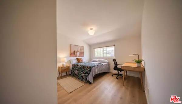 Los Angeles, CA 90066,12721 Sanford Street