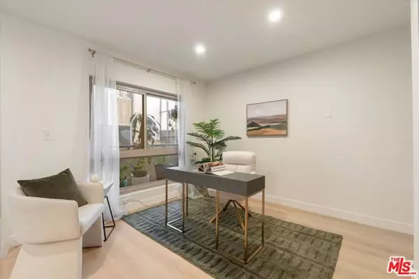 Culver City, CA 90230,6001 Canterbury Drive #110