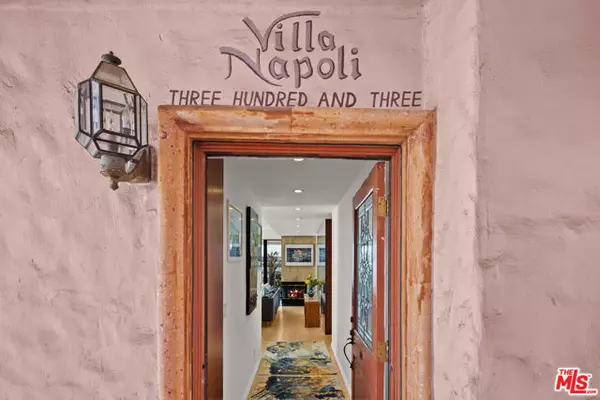 Playa Del Rey (los Angeles), CA 90293,6220 Pacific Avenue #303