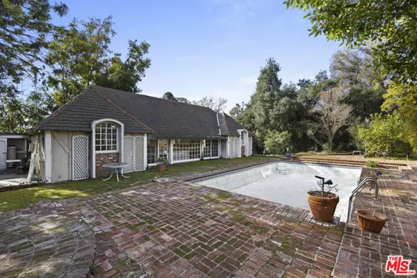 Los Angeles, CA 90077,501 St Cloud Road