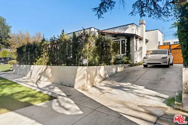 Los Angeles, CA 90004,358 N Bronson Avenue