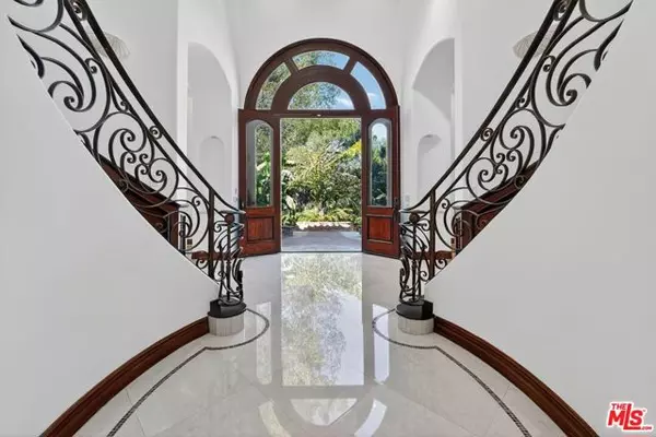 Tarzana (los Angeles), CA 91356,4536 Vanalden Avenue