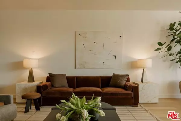 702 N Doheny Drive #101, West Hollywood, CA 90069