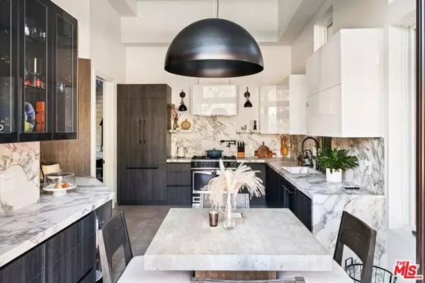 Los Angeles, CA 90068,3087 Passmore Drive